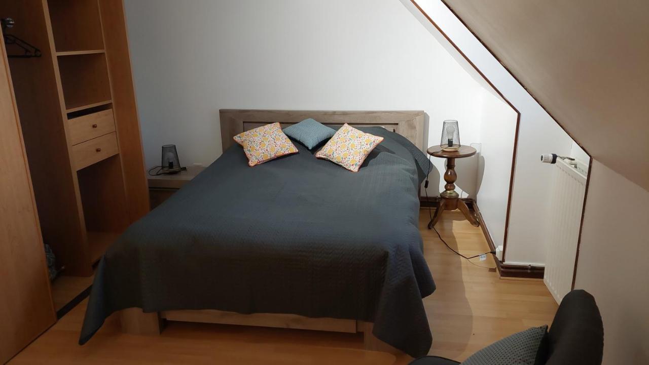 Colette Alain Maxime Bed & Breakfast Lapalisse Exterior photo