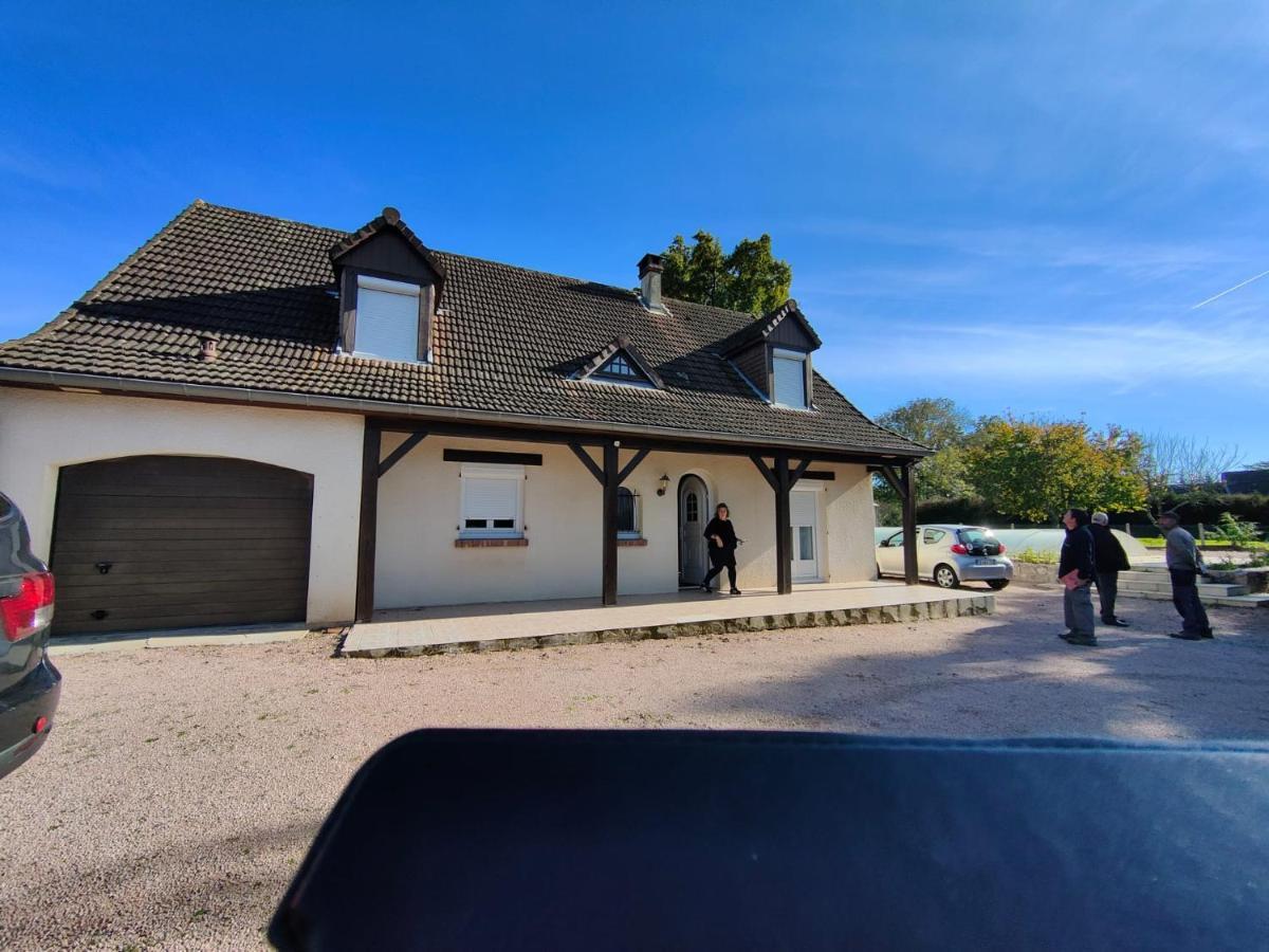 Colette Alain Maxime Bed & Breakfast Lapalisse Exterior photo